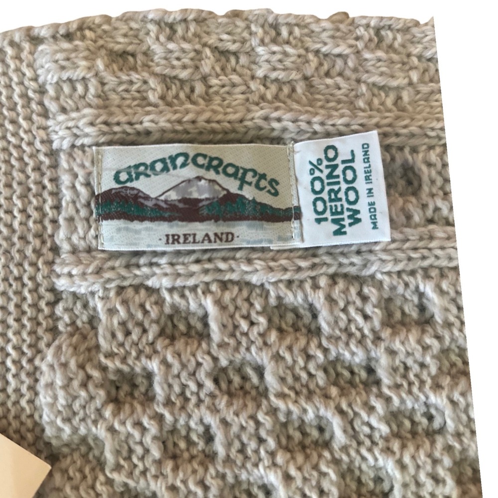 BNWT- AranCrafts 100%Merino Wool Cream/Beige scarf - Picture 2 of 2
